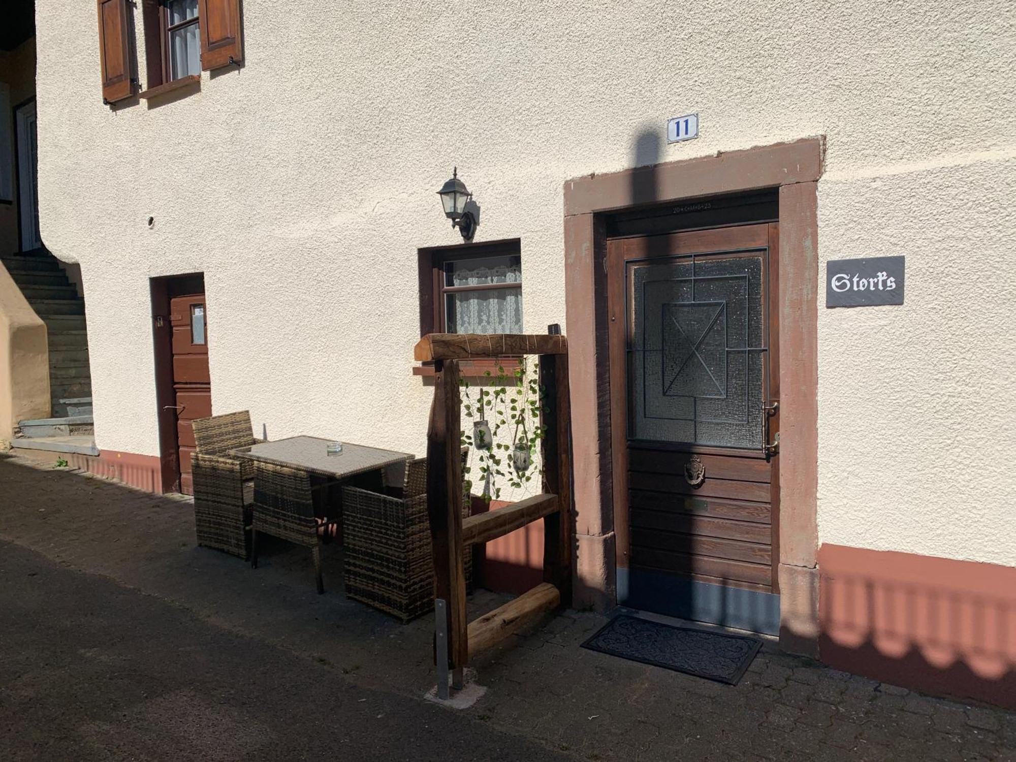 Ferienhaus Eifelstuben Mit Charme - Bauernstube Vulkaneifel - Naehe See Und Burgruine Ulmen Exterior photo